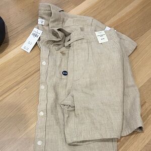 Abercrombie & Fitch Light Tan Short Sleeve Shirt
